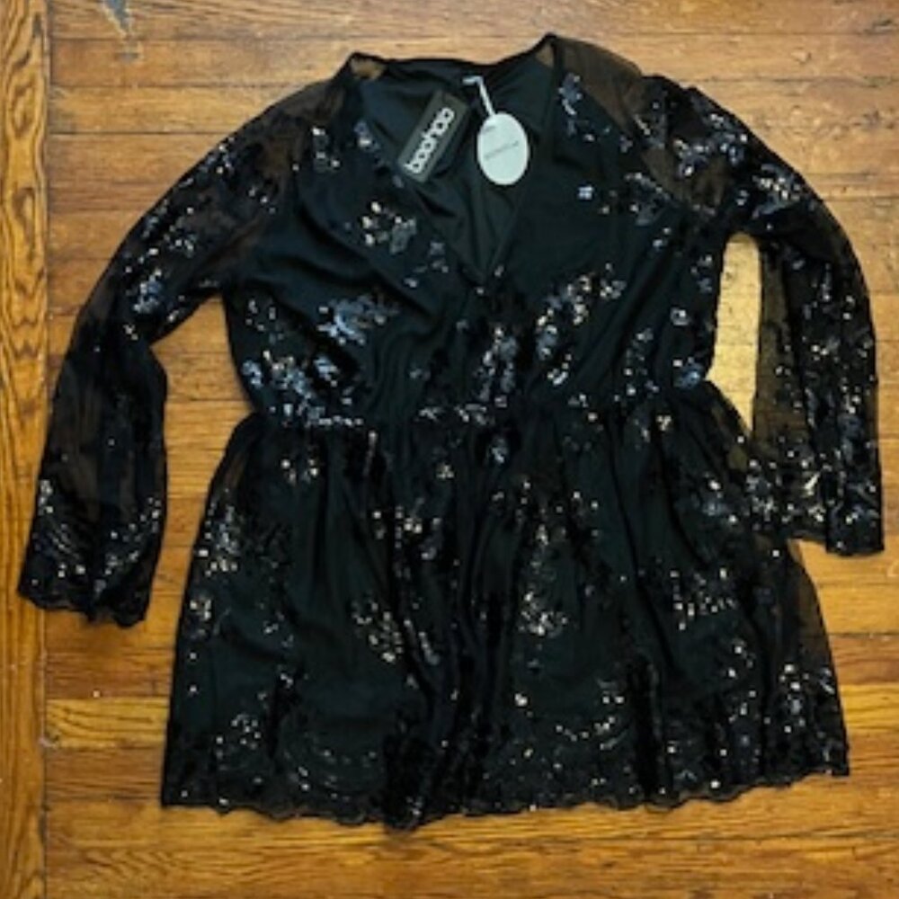 NWT Boohoo Plus Floral Sequin Wrap Skater Dress Size 20